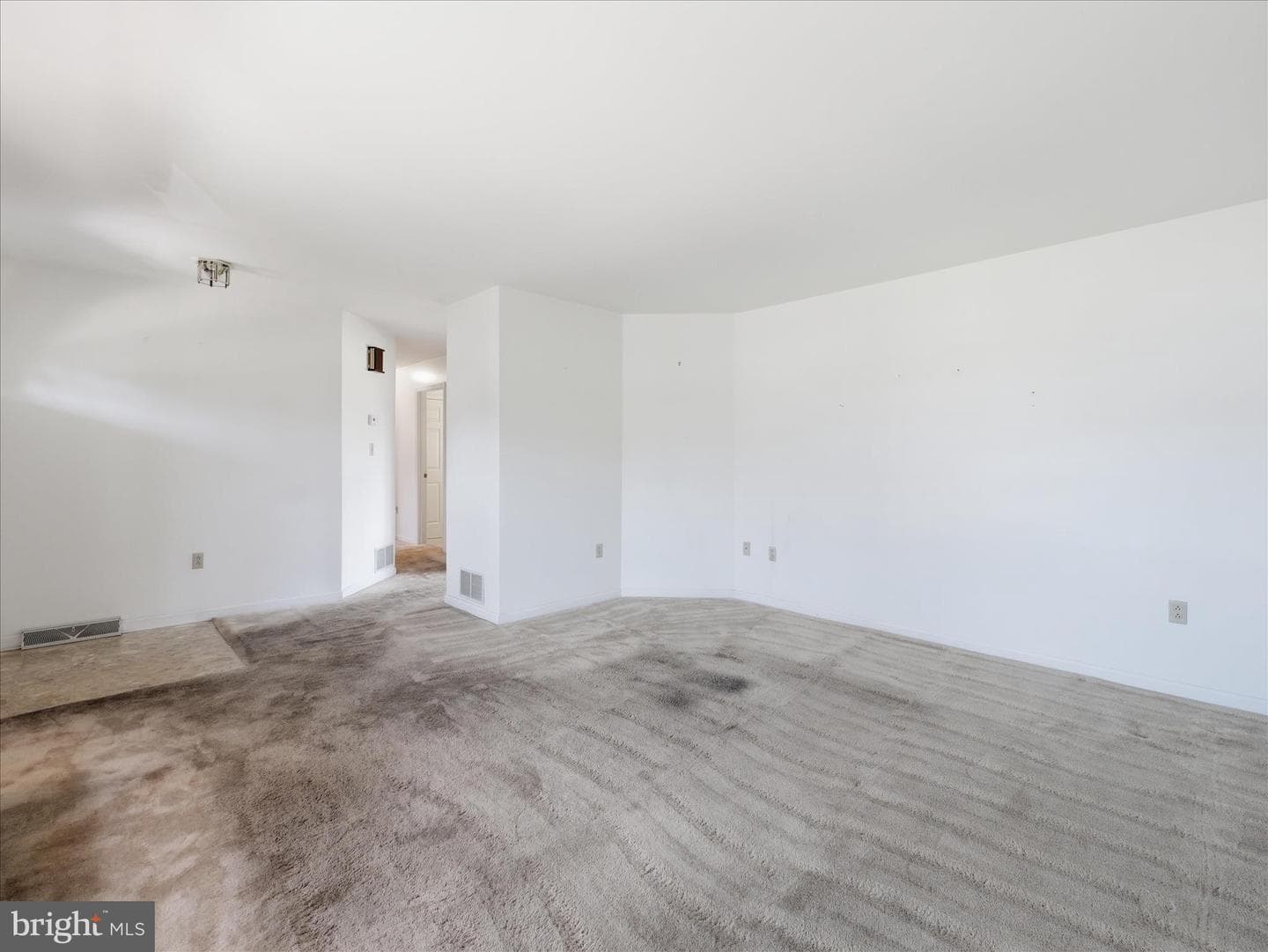 1741 Wisteria Drive photo 7