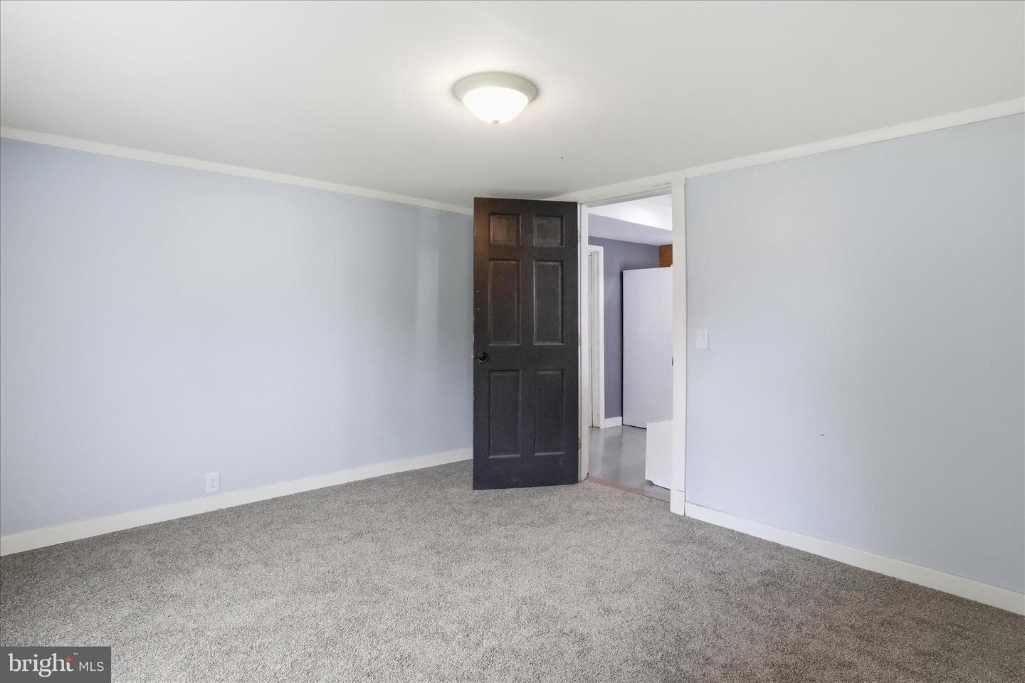 247 West Main Street photo 8