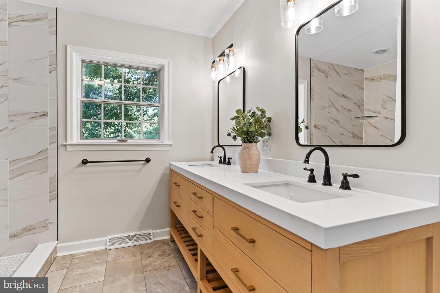 1570 Walker Road photo 69