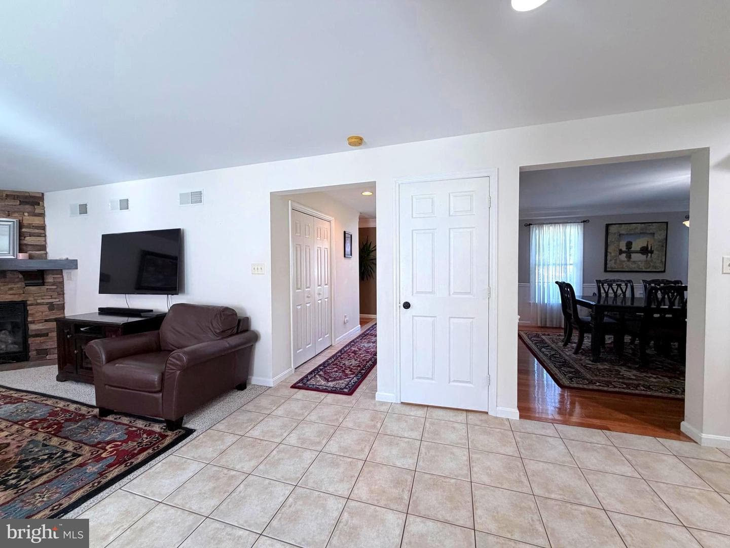 206 Phoenix Drive photo 27