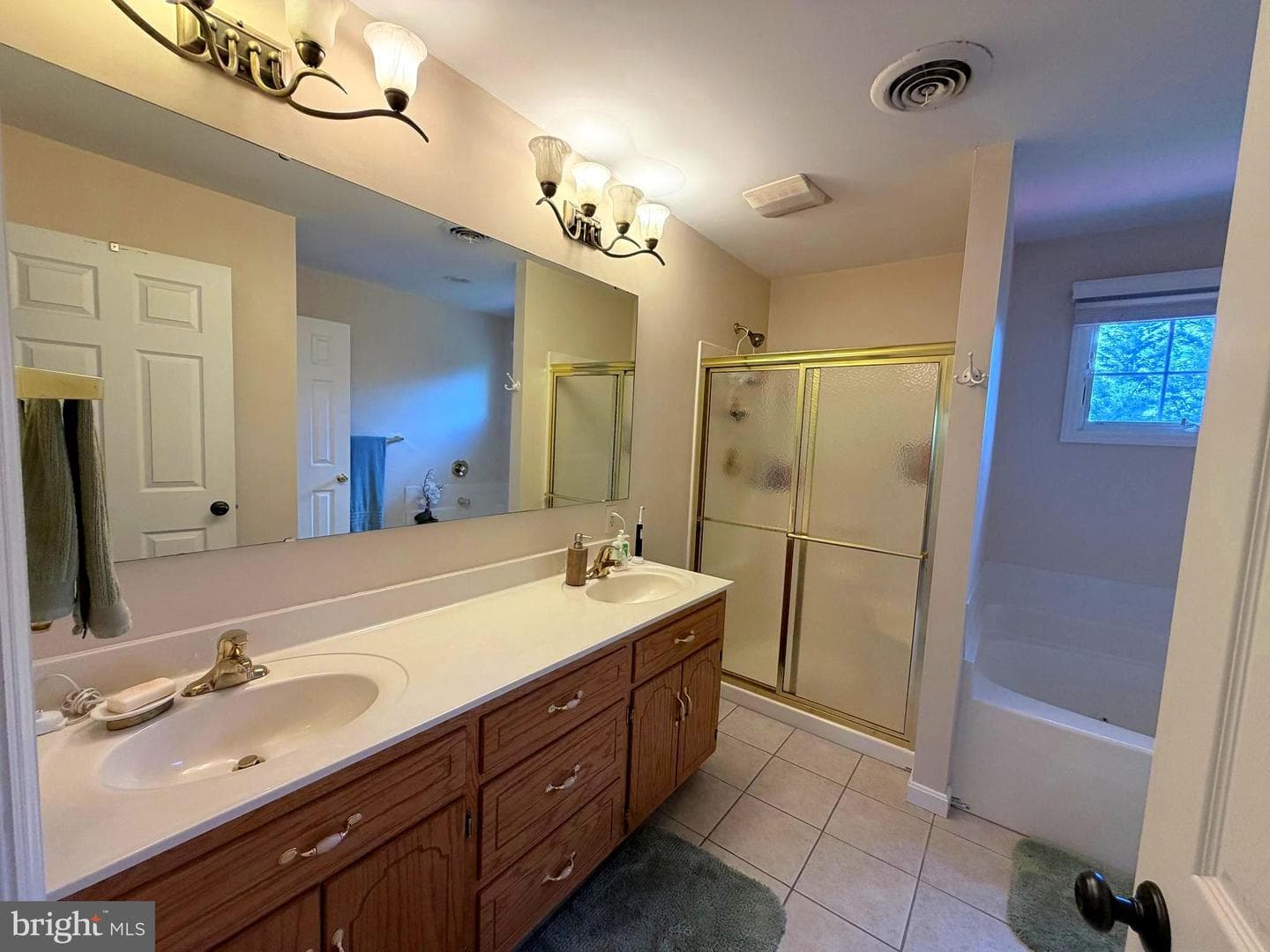 206 Phoenix Drive photo 36