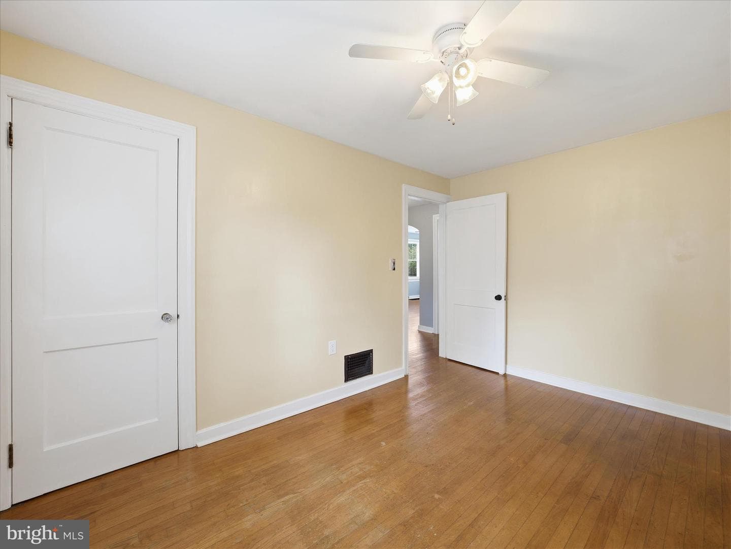 926 S 5th Street photo 14