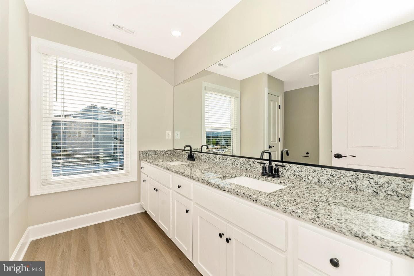 510 Abigail Avenue photo 14