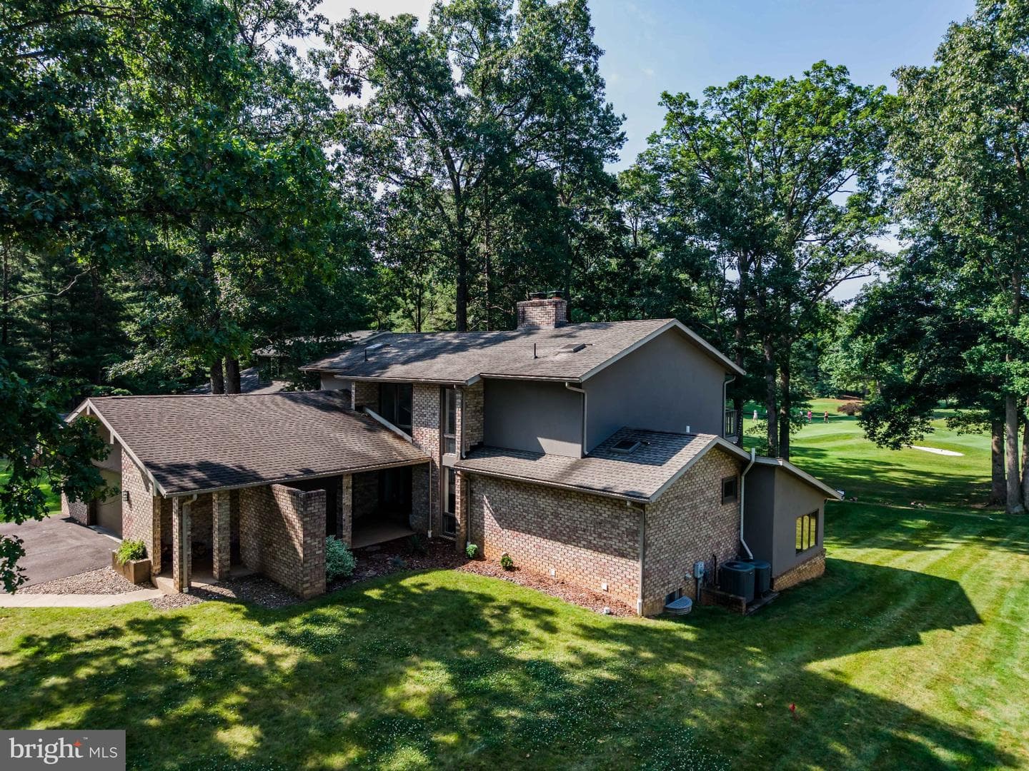 6566 Fairway Drive W photo 4
