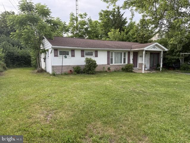 1811 Holly Lane, Chambersburg
