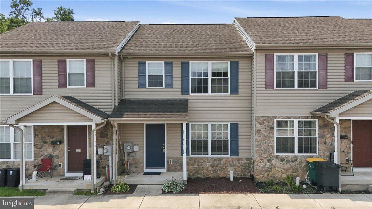 22 E Ninth Street, Waynesboro