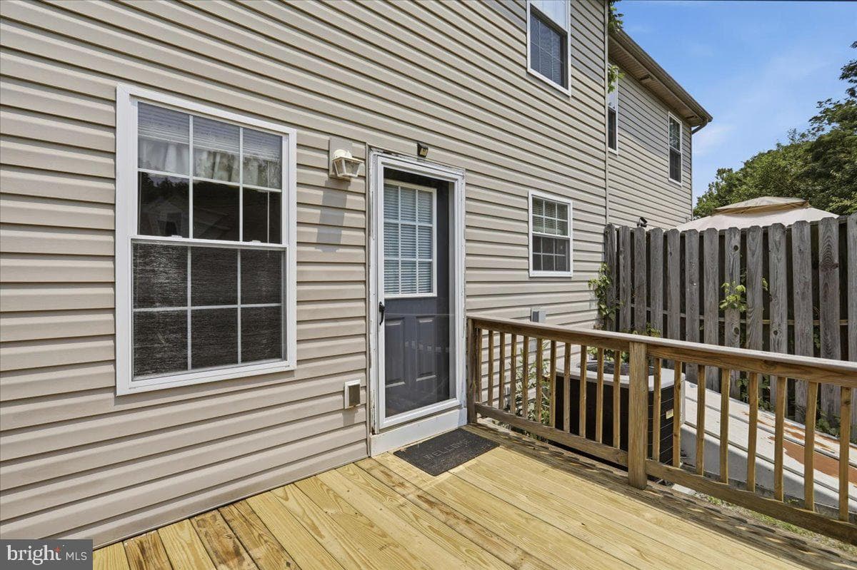 22 E Ninth Street, Waynesboro