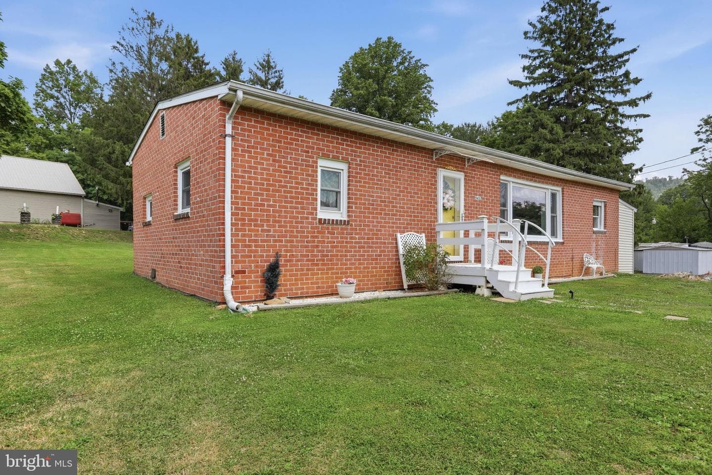 9437 Masters Road Road photo 3