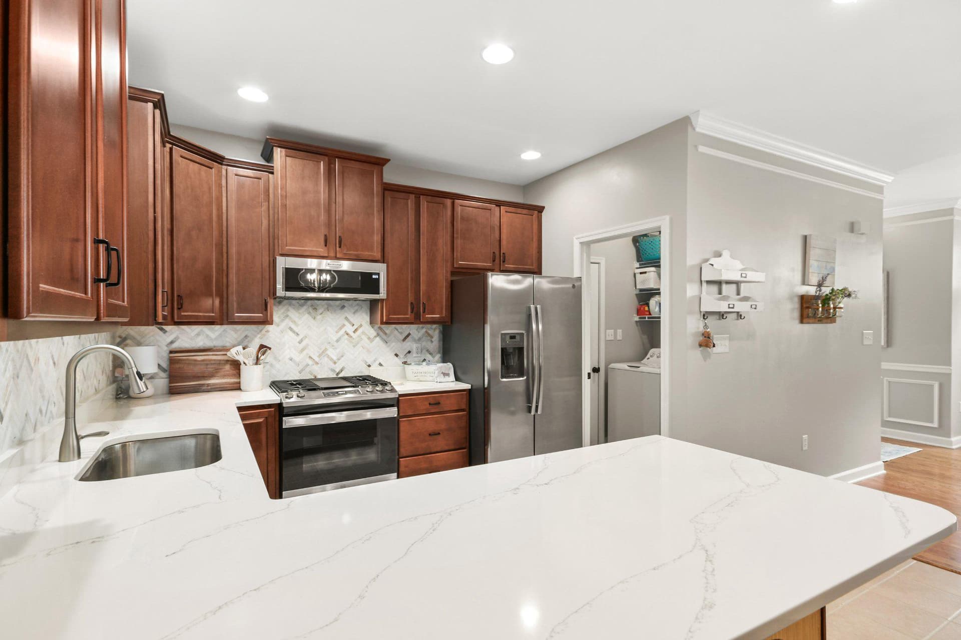 943 Quail Run Drive photo 16