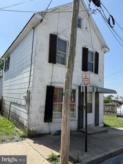 27 Cottage Street, Waynesboro