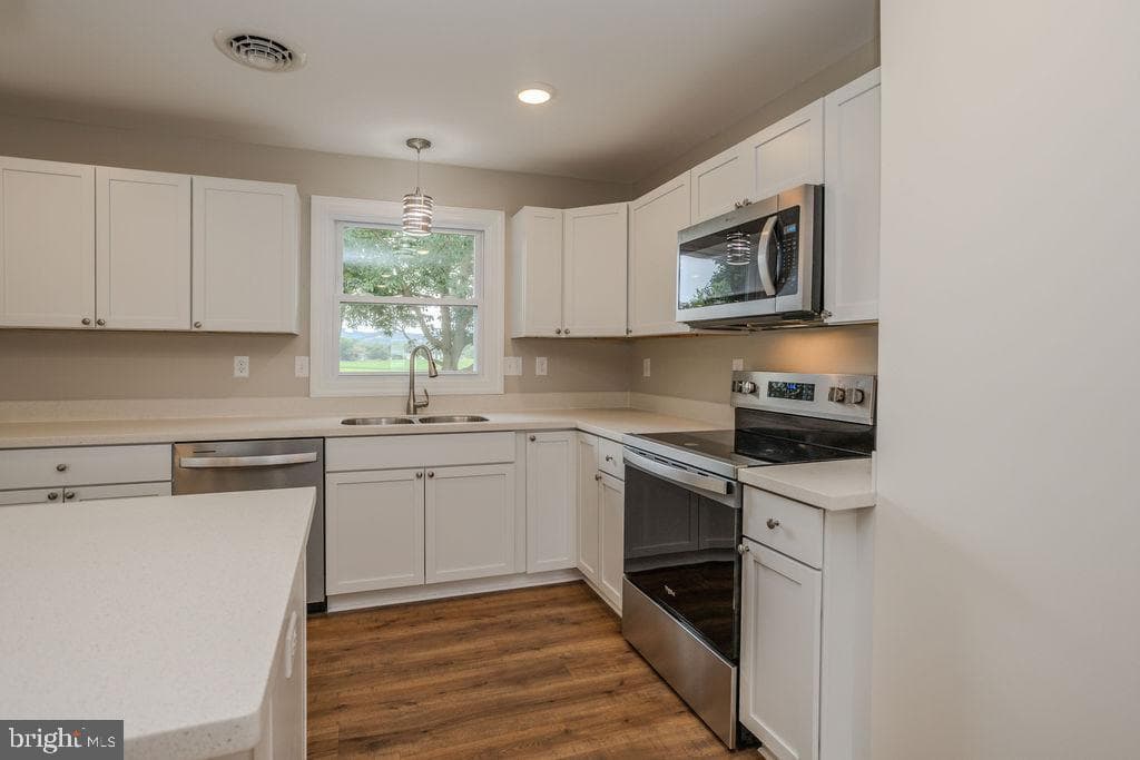 220 Hartzell Drive photo 30