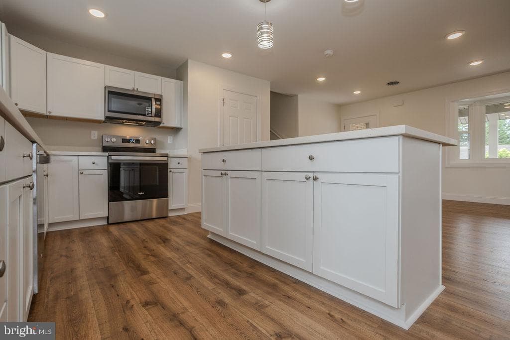 220 Hartzell Drive photo 32