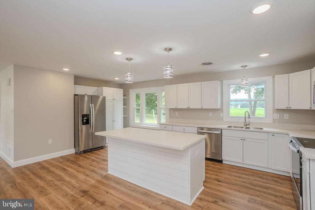 220 Hartzell Drive photo 39