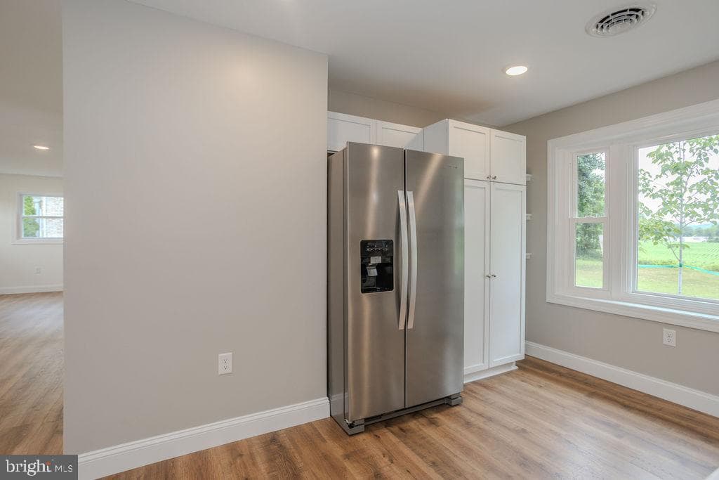220 Hartzell Drive photo 40