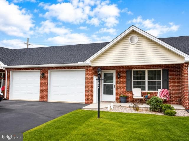 322 Franklin Way #101, Shippensburg