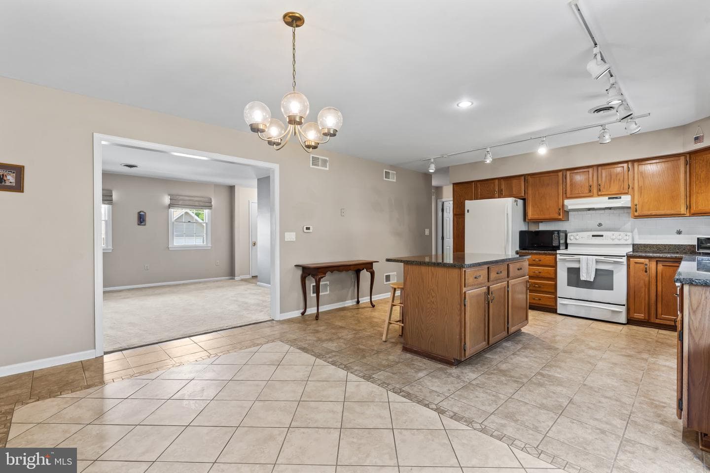 128 Overhill Drive photo 11
