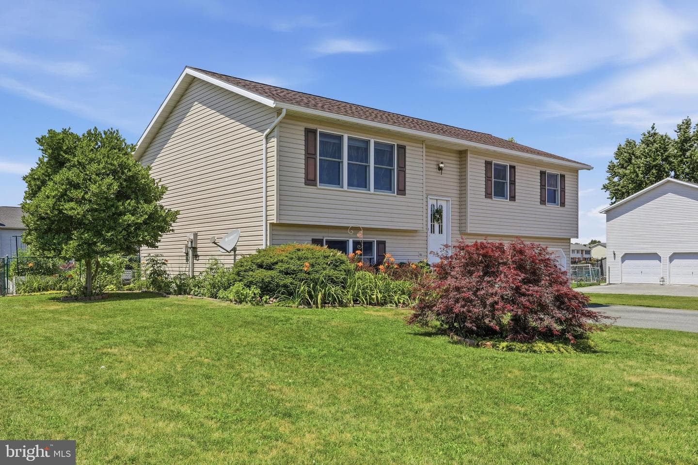 274 Pattison Drive photo 4