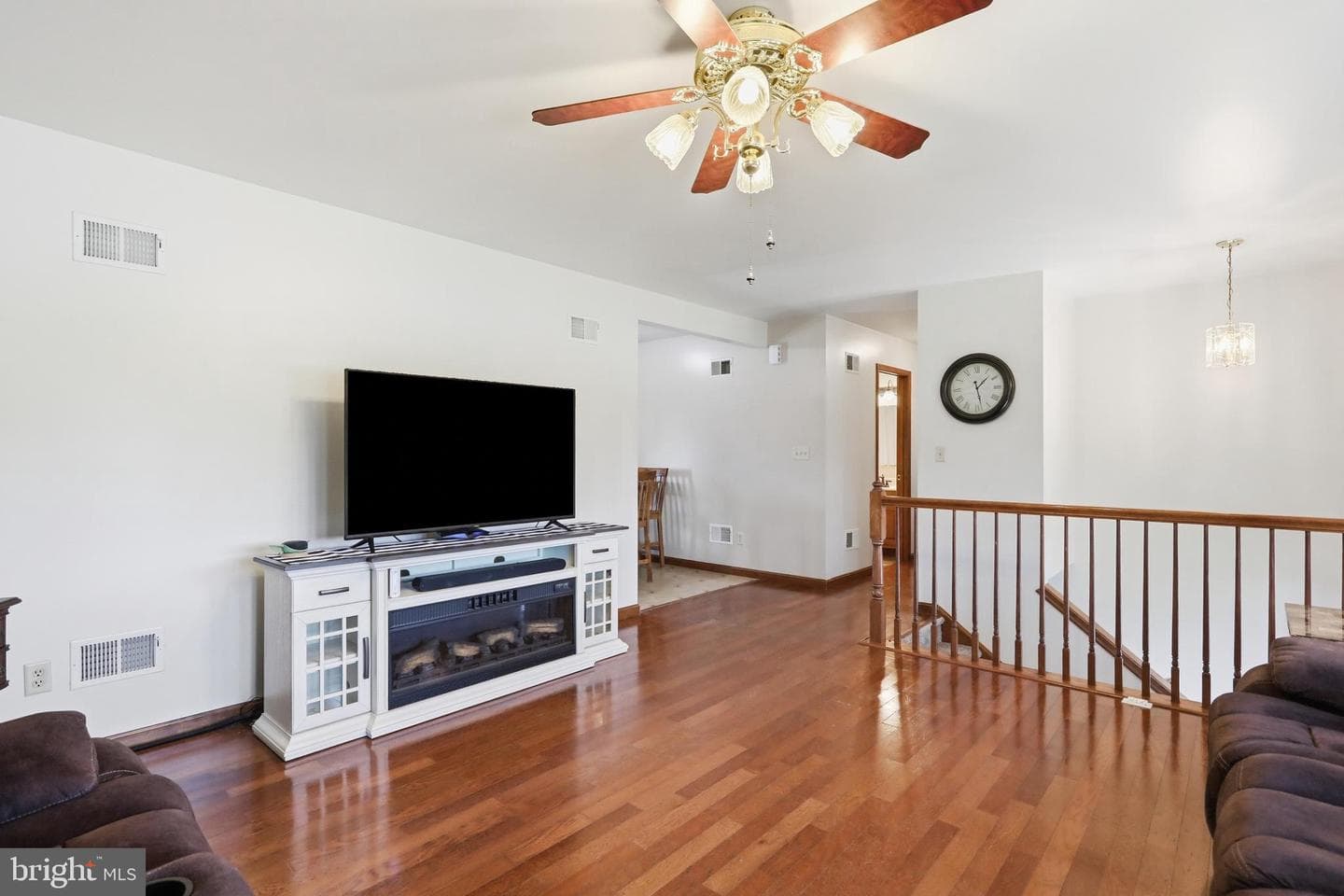 274 Pattison Drive photo 8