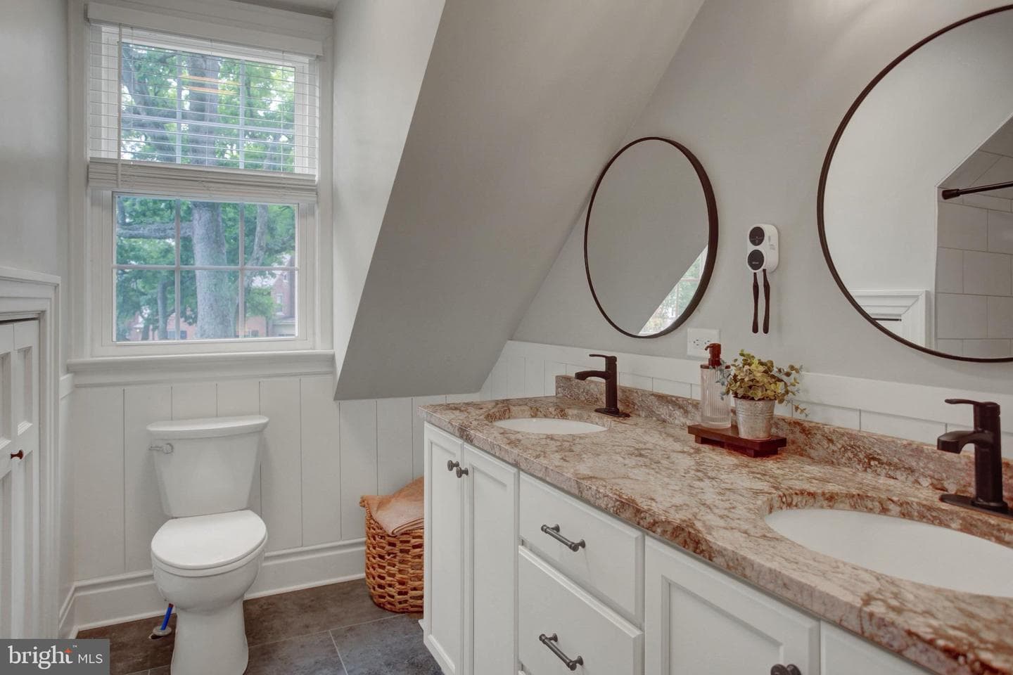 139 Riddle Road photo 32