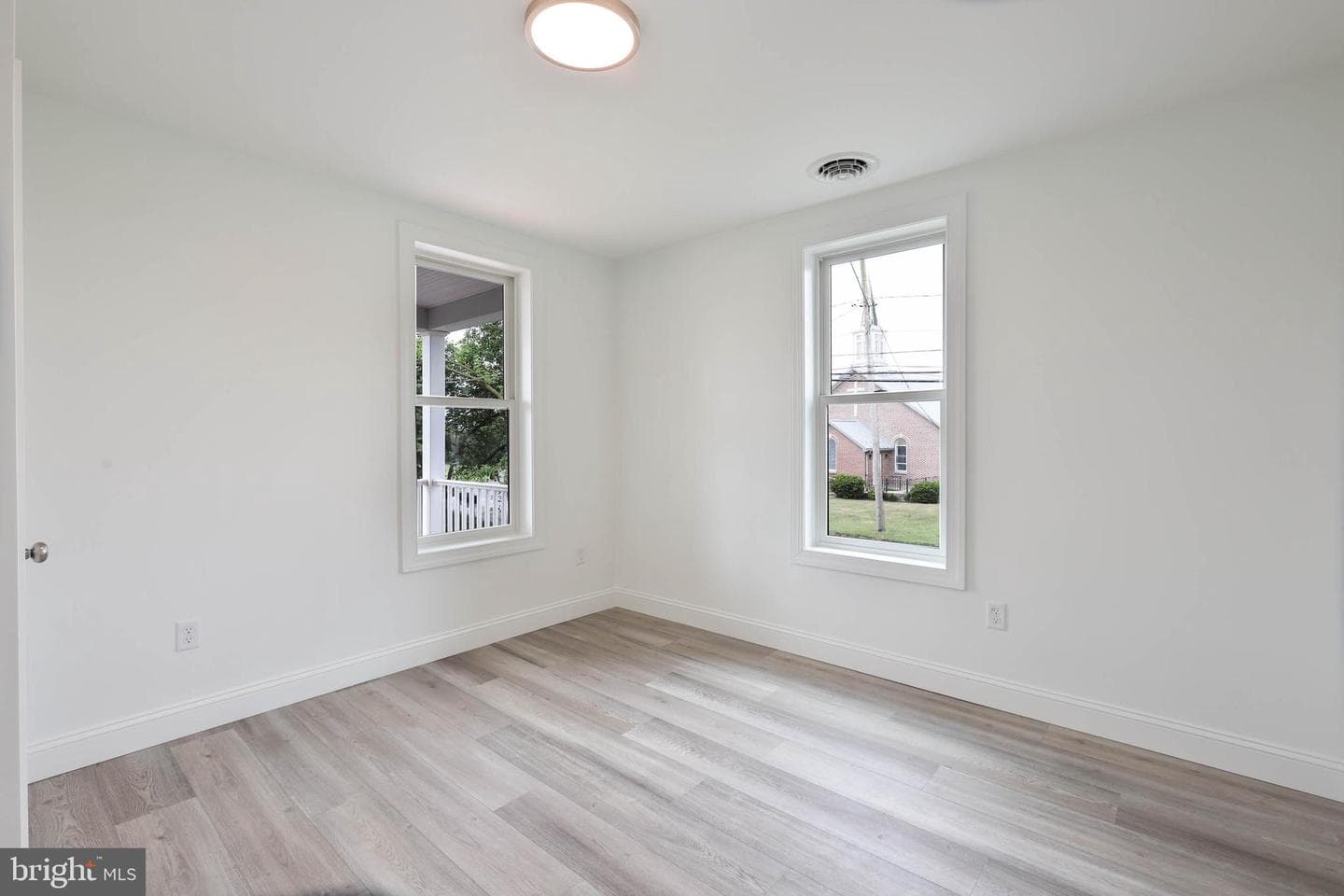 7919 Roxbury Road Road photo 19