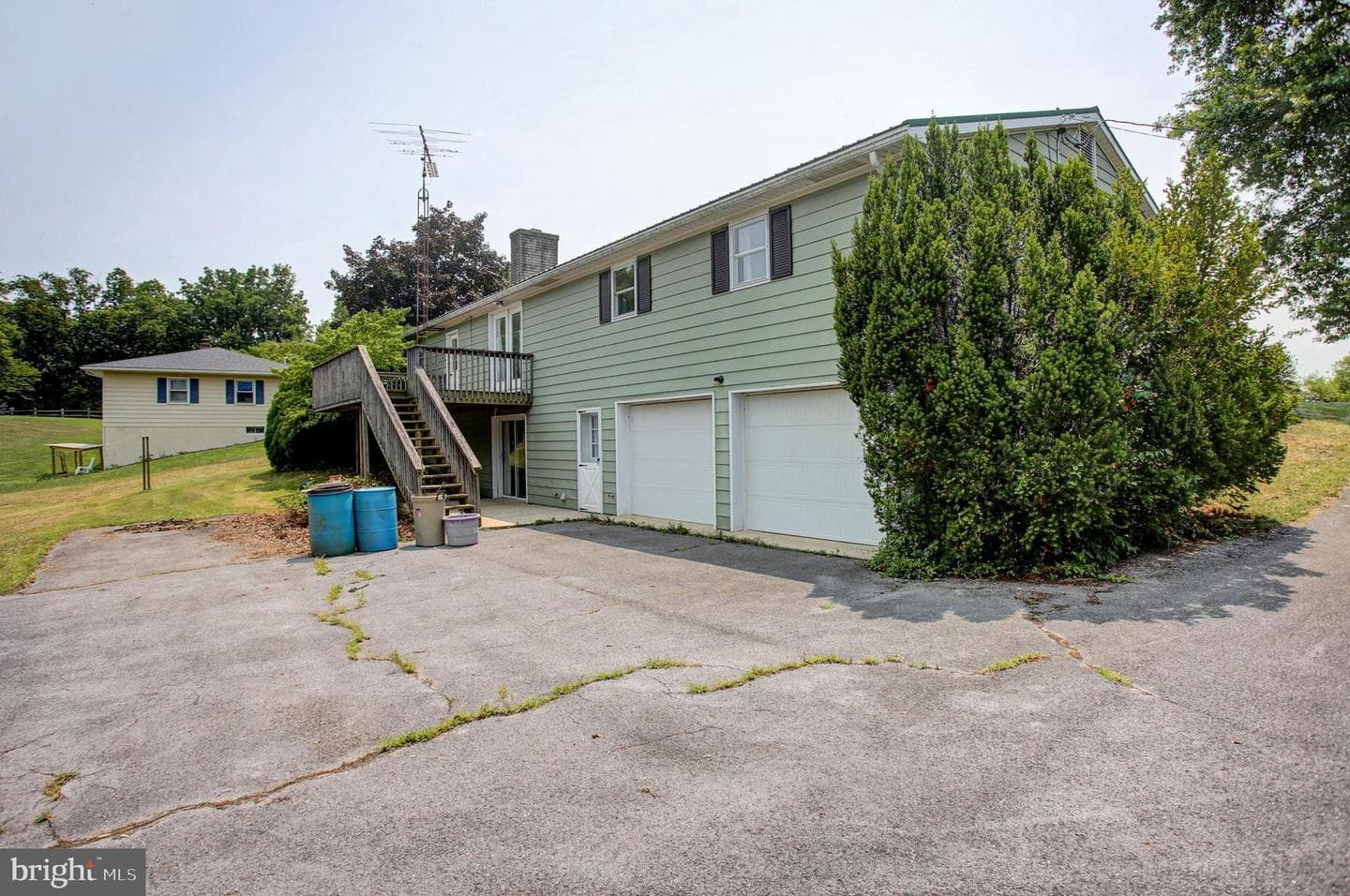 6404 Hillcrest Street photo 4