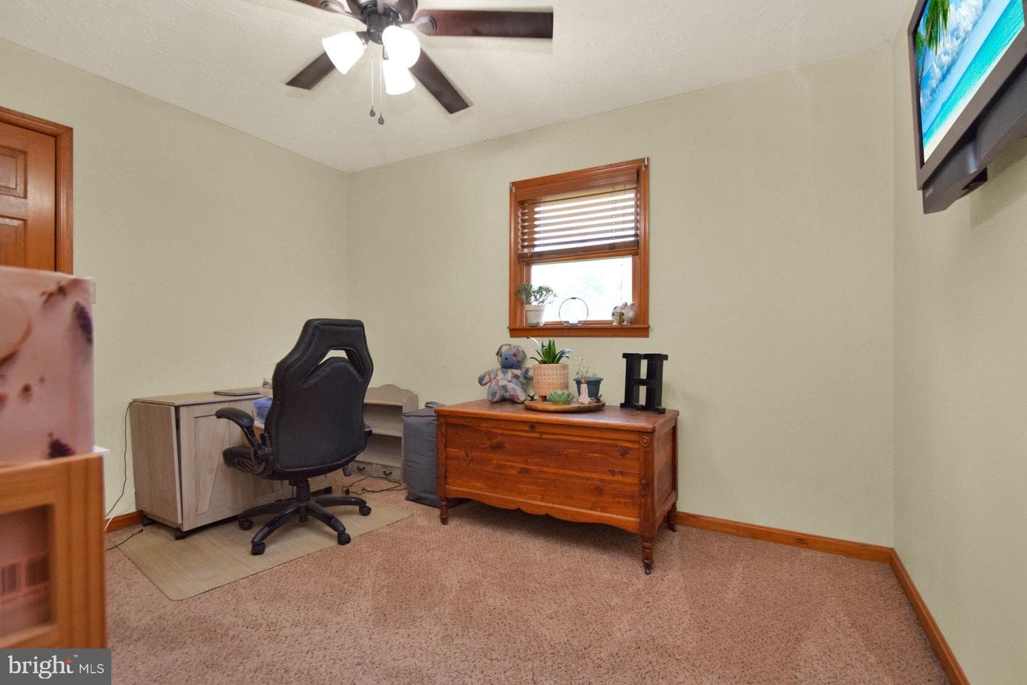 215 Opal Drive photo 18