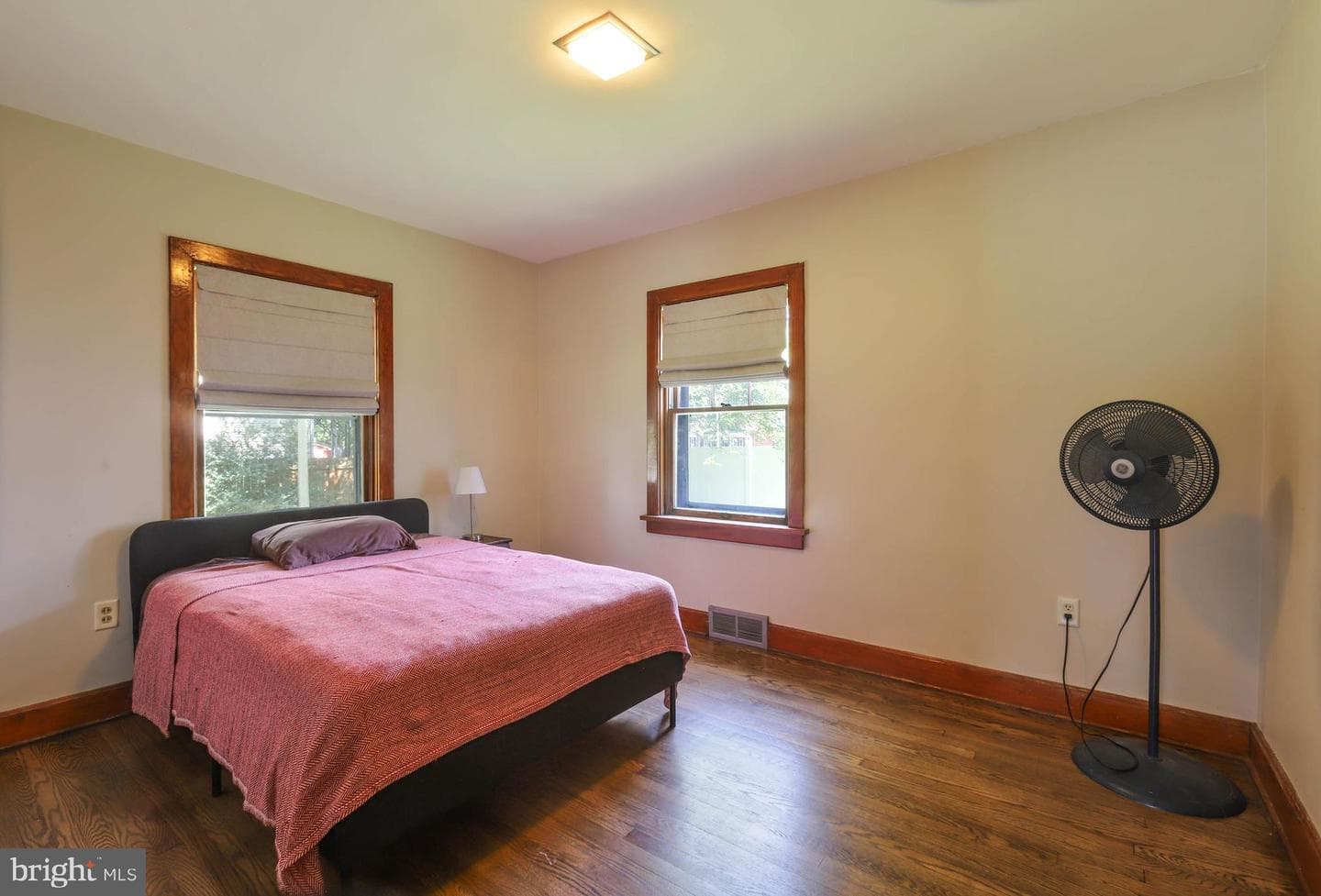 287 College Avenue photo 11