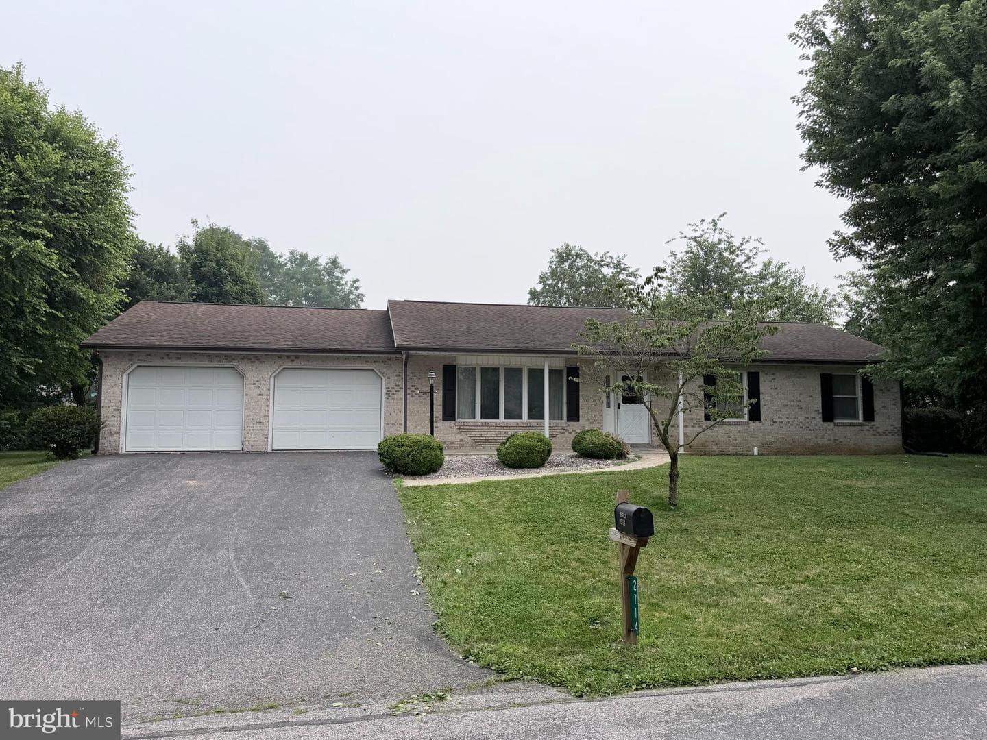 2714 Fillmore Dr, Chambersburg