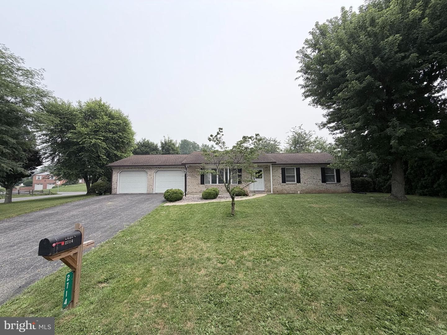 2714 Fillmore Dr, Chambersburg