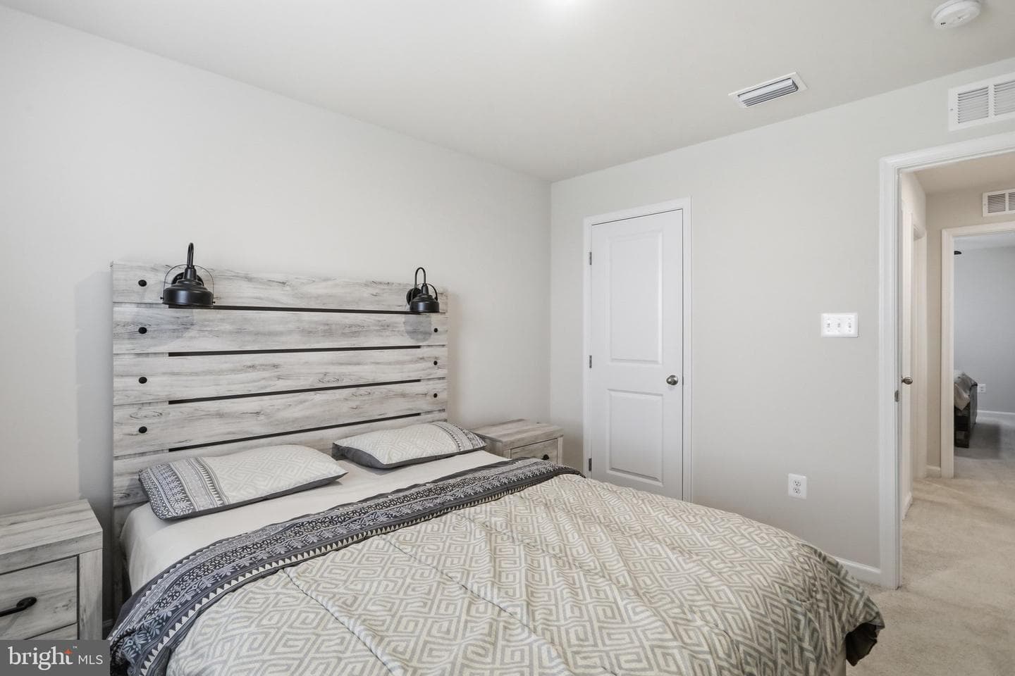 145 Peridot Drive photo 24