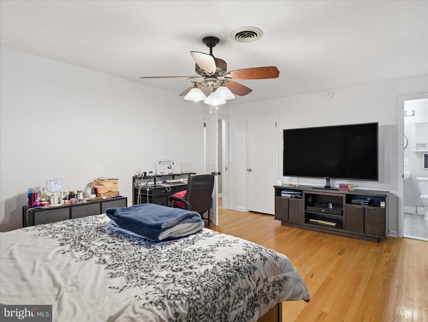 173 Colonial Drive photo 27