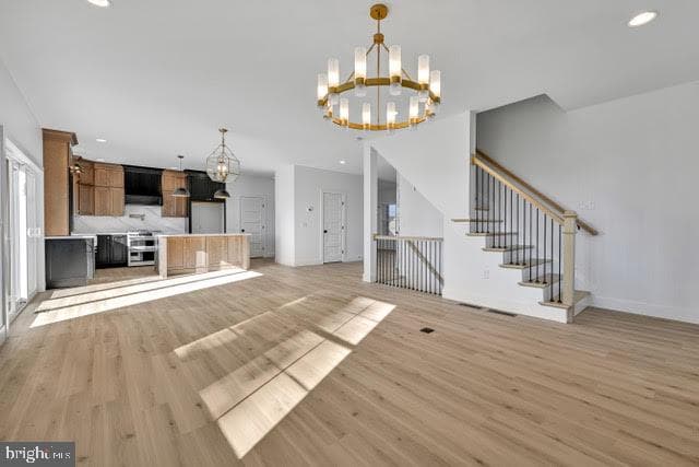 258 Weston Terrace photo 2