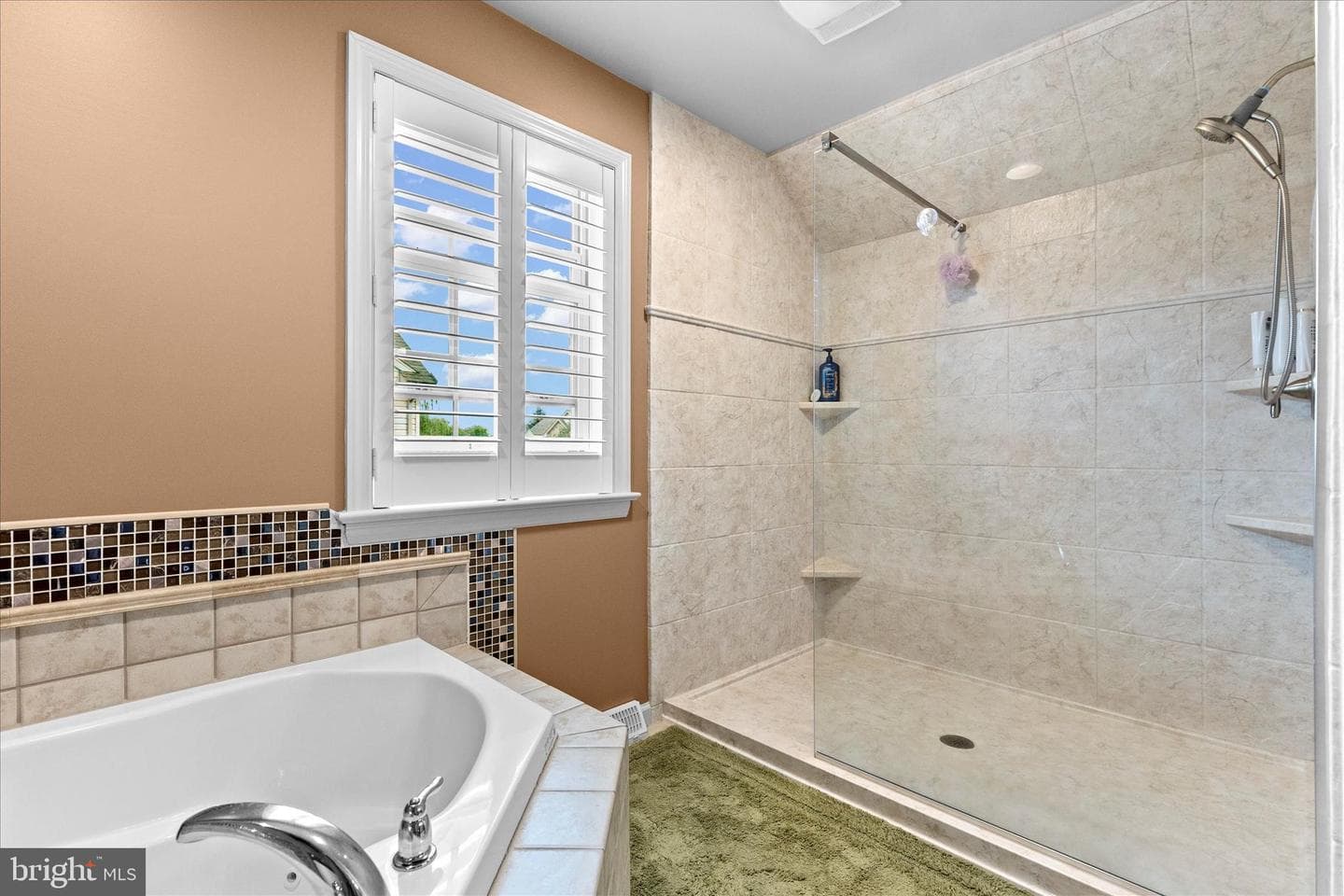 130 Julia Lane photo 26