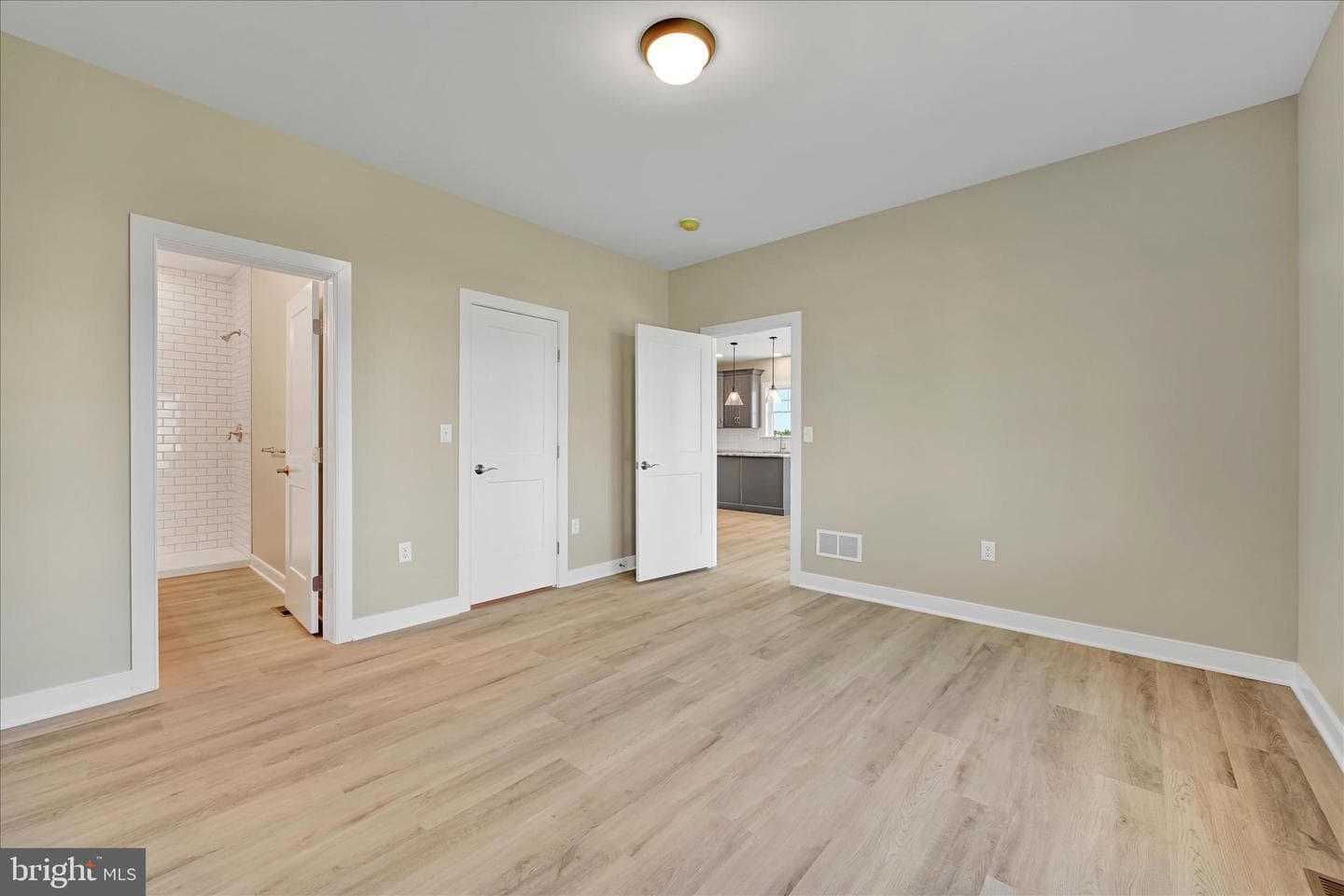 309 Ridgefield Drive photo 13