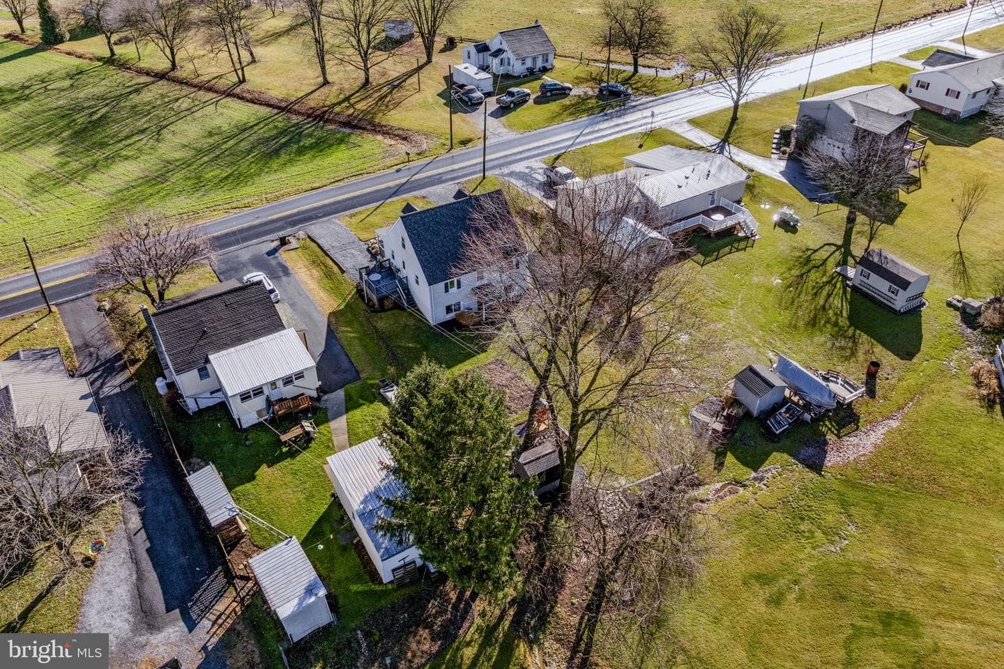 633 N Farmersville Road photo 17