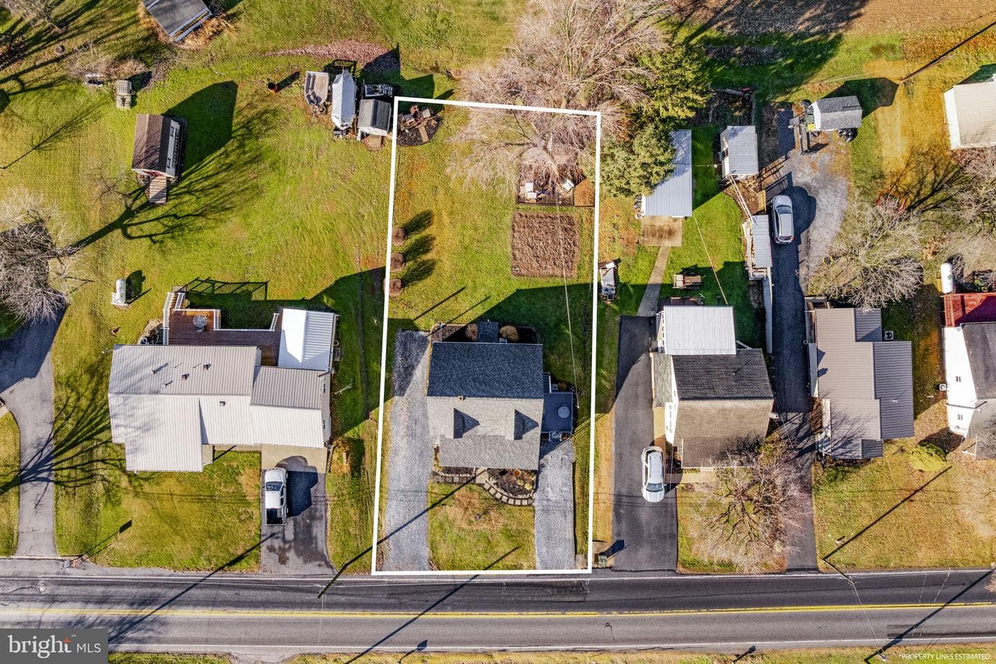 633 N Farmersville Road photo 3