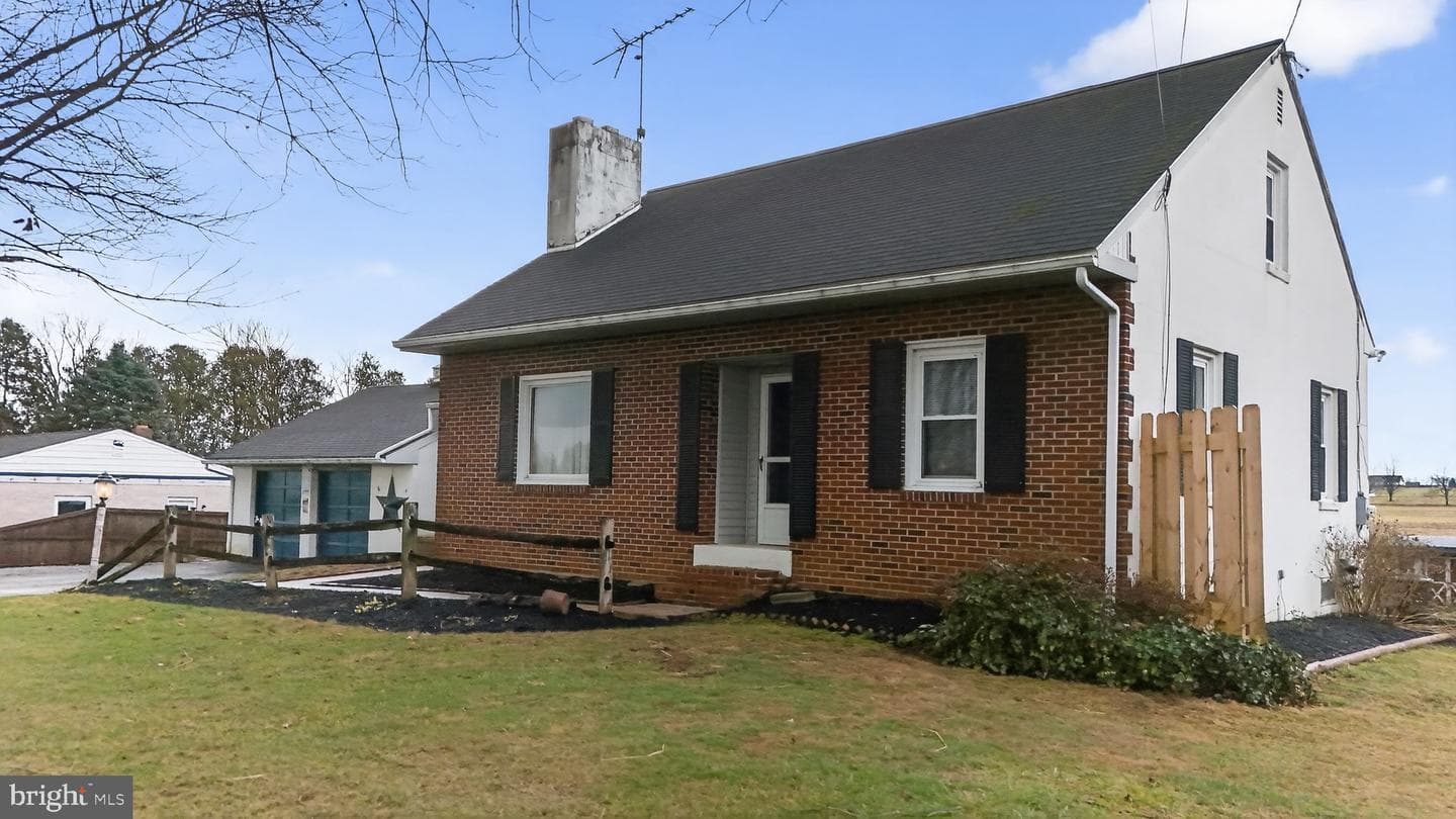 2538 Siegrist Road photo 4