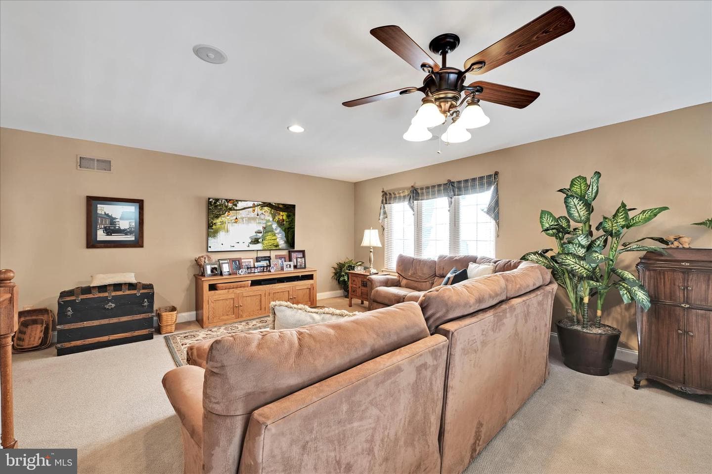 728 Woodfield Drive photo 21
