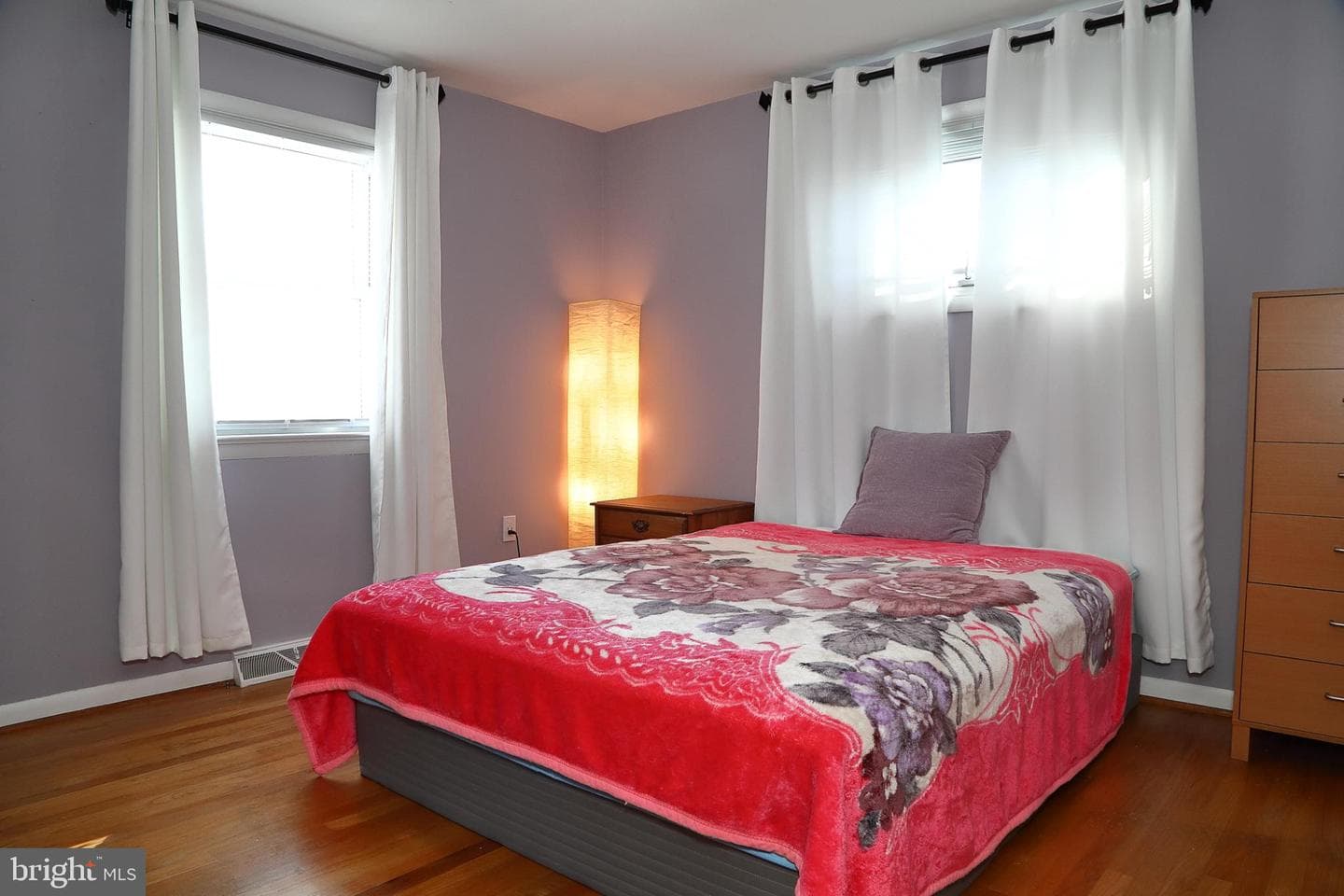 326 E Charlotte Street photo 14
