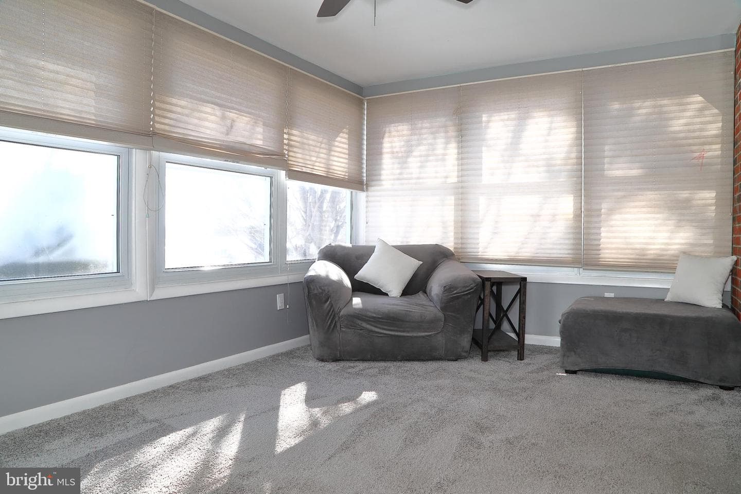 326 E Charlotte Street photo 19