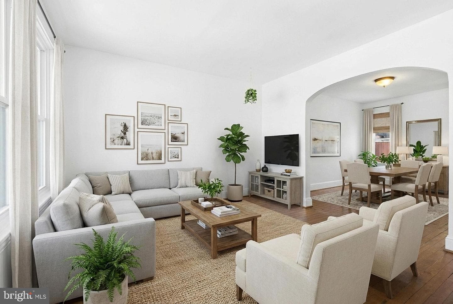 544 N Mary Street photo 3