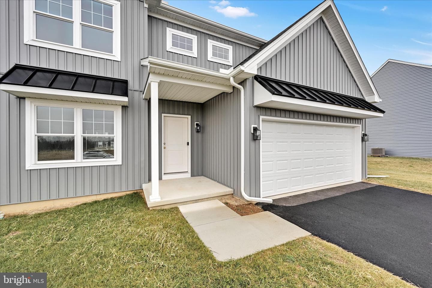 256 Pilgrim Drive photo 4