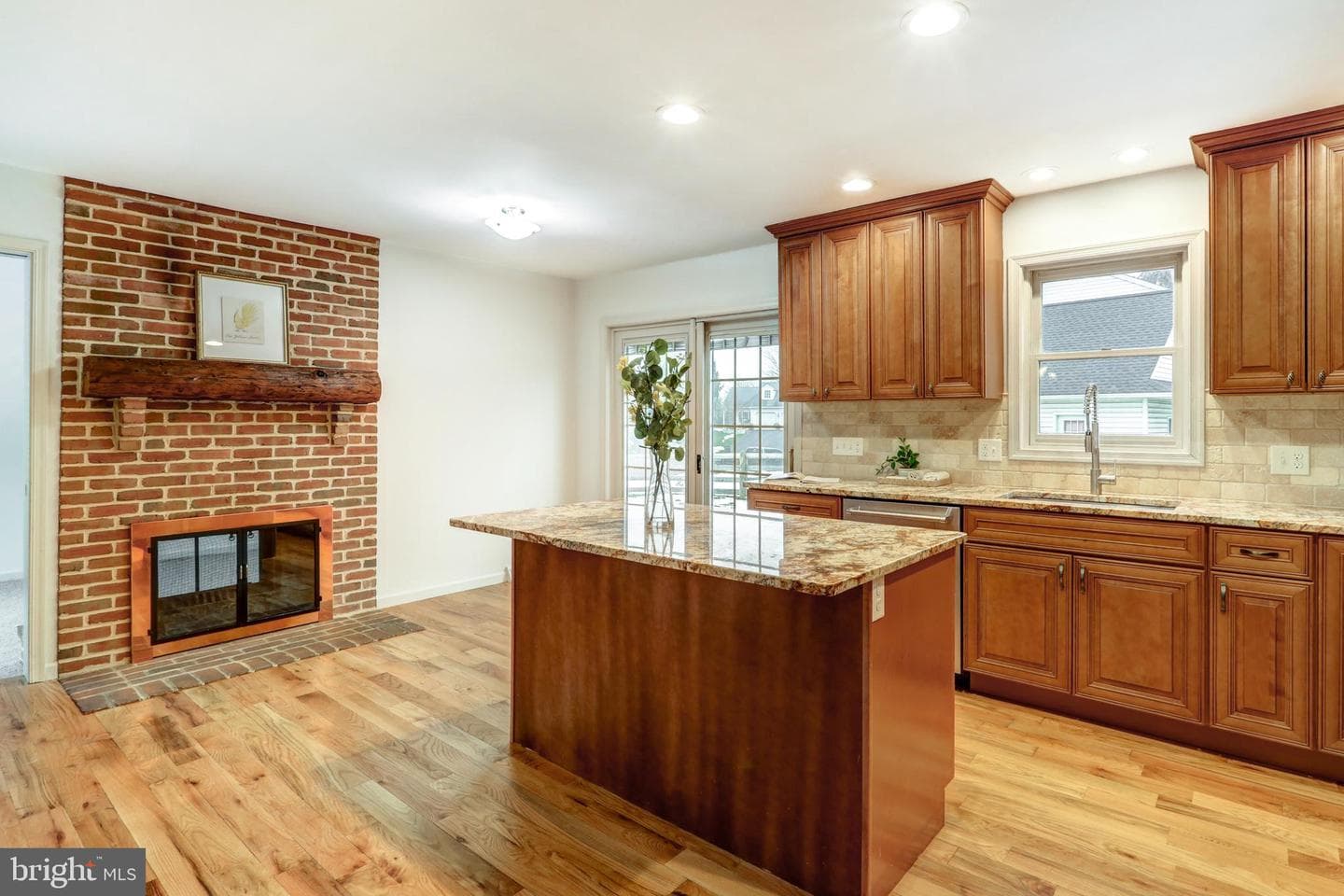 152 Kings Gate Drive photo 13