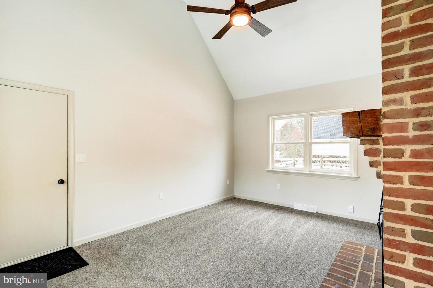 152 Kings Gate Drive photo 18