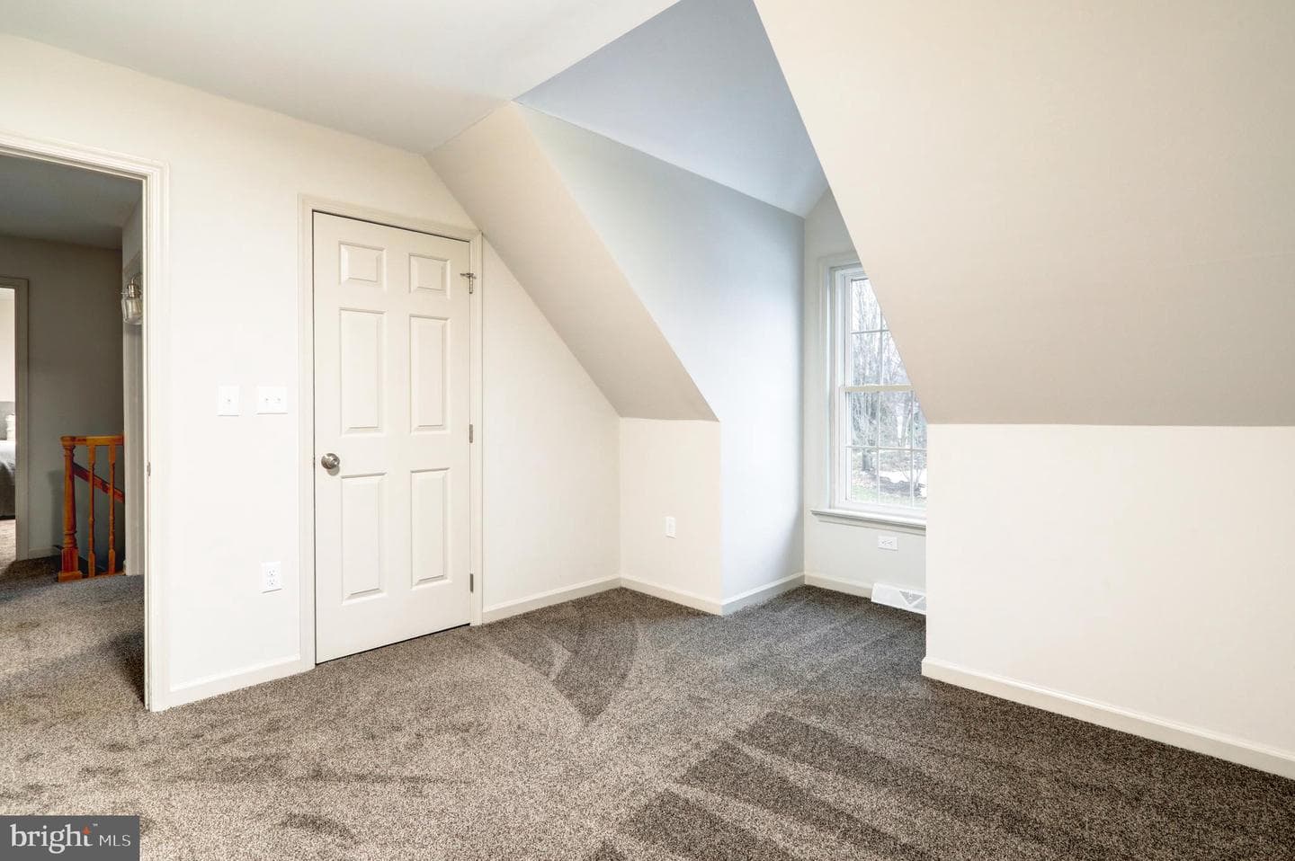152 Kings Gate Drive photo 25
