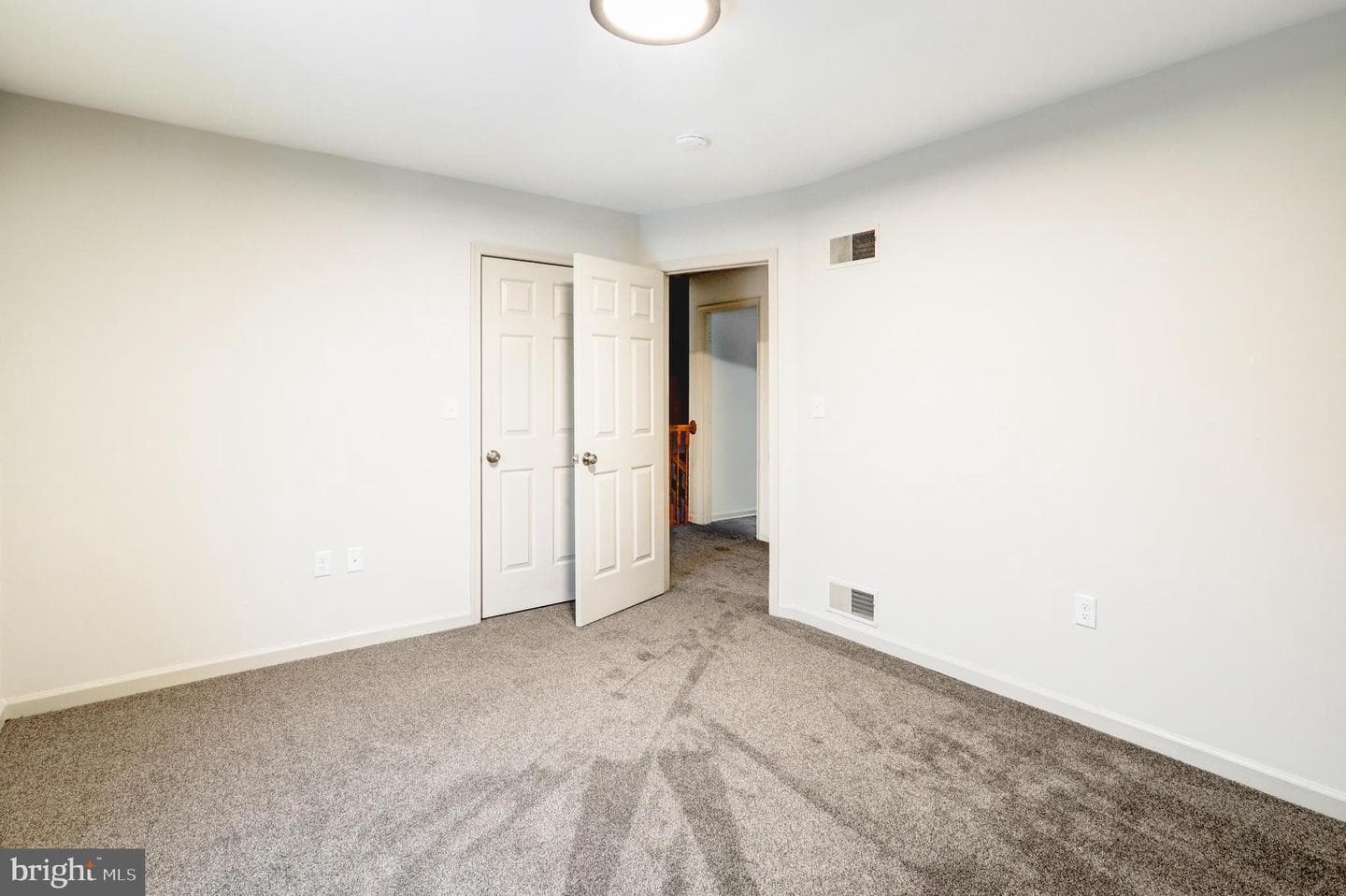 152 Kings Gate Drive photo 27