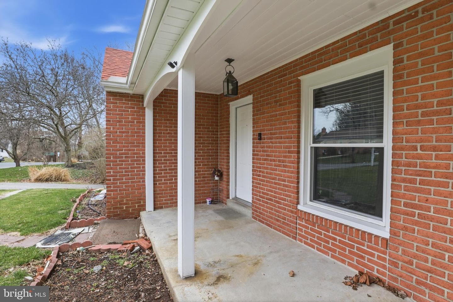1529 Springside Drive photo 5