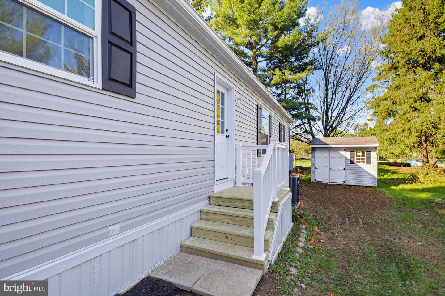824 Carrie Court photo 7
