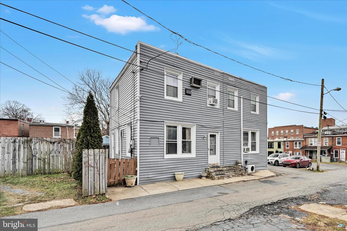 132 Reo Avenue, Lancaster