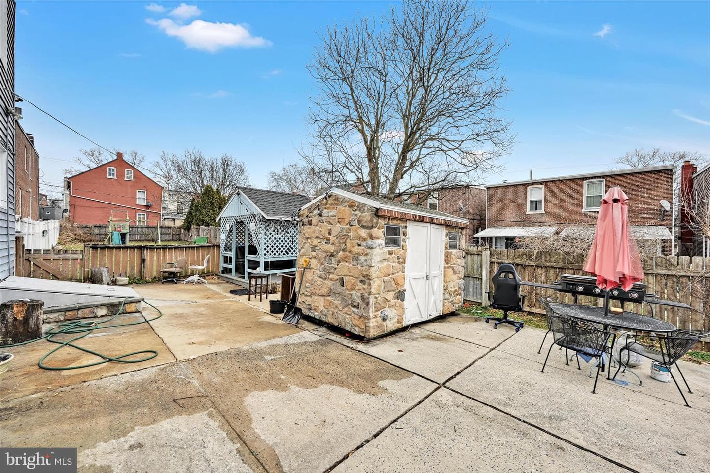 132 Reo Avenue photo 32